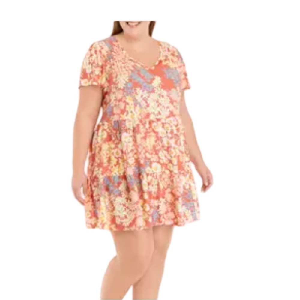 True Craft Plus Size Short Sleeve Floral V-Neck Tiered Dress NWT Size 2X